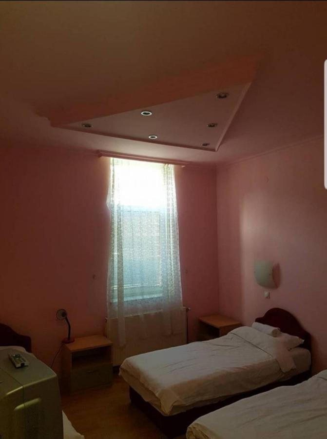 Viktorija Nova Hotel Kanjiža Exterior foto